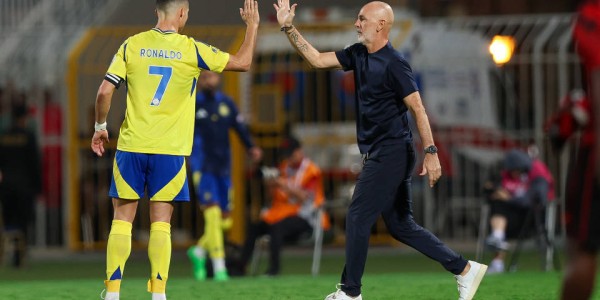 年薪300万意甲第3！60岁名帅5个月内第2次下课，带队10轮0胜垫底