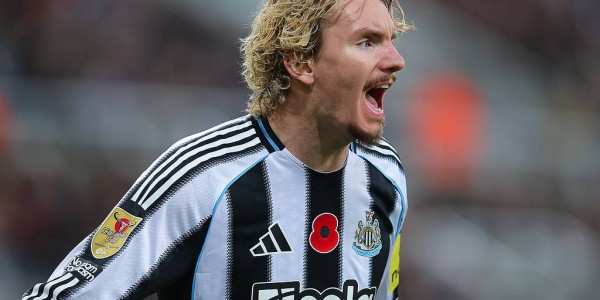 竞彩湃｜西汉姆难以迅速止颓，曼城主场大胜不易？